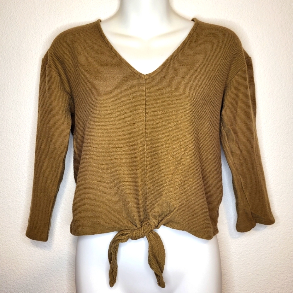 Madewell Texture & Thread tie front top in asparagus size Small